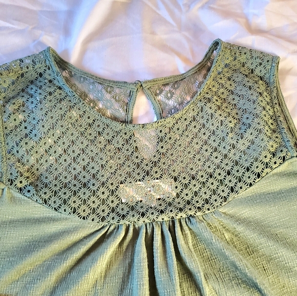 No Comment Plus, Open Shoulder, Light Green Shirt Size 1X - Picture 3 of 7